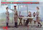ICM 35621 Советские женщины-военнослужащие, 1:35